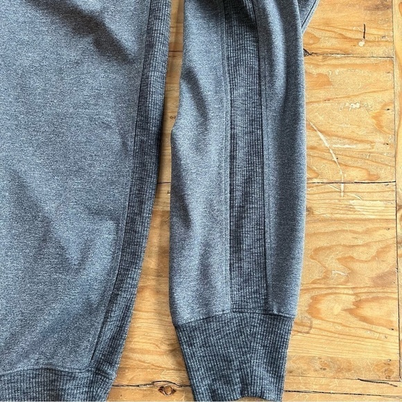 ATHLETA Vince Jogger Grey Heather Elastic Waistband Workout Pant S - Picture 12 of 15